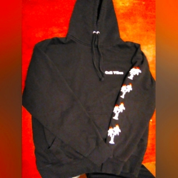 Cali Vibes Heavyweight Hoodie - Picture 1 of 4